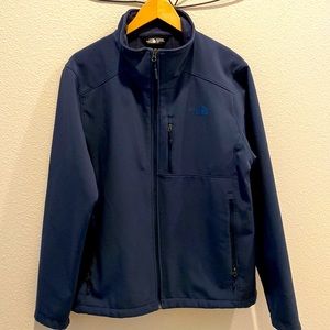 Men’s The North Face jacket.